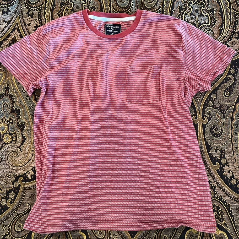 Abercrombie t-shirt